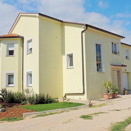 Private Accommodation Kirincic Vrh  Bagian luar foto